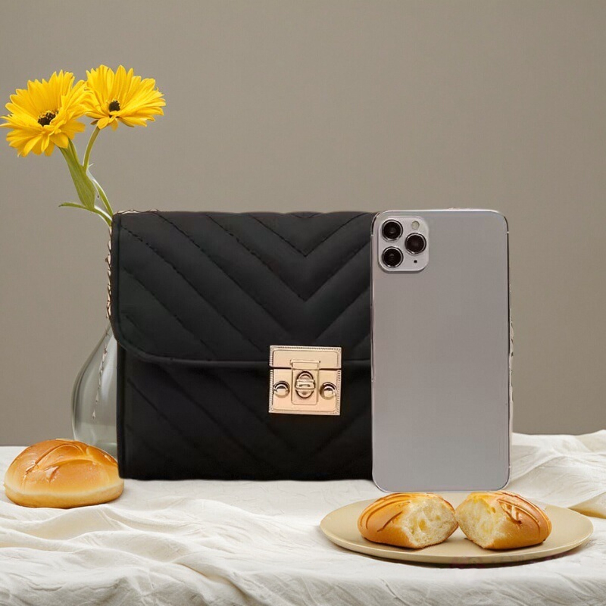Luxury V-Chevron Quilted Chain - đánh giá và giá Women'S Accessories Louis Vuitton